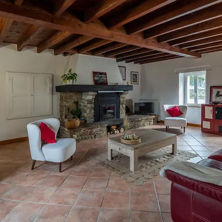 Les Pierres De Fonfage Boissezon