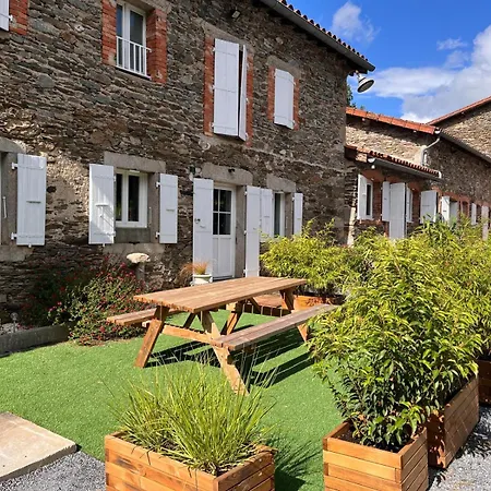 Les Pierres De Fonfage Boissezon