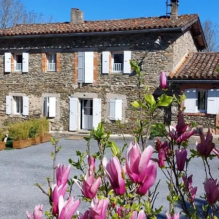 Les Pierres De Fonfage