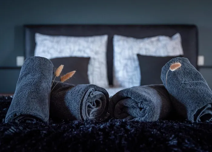 Les Pierres De Fonfage