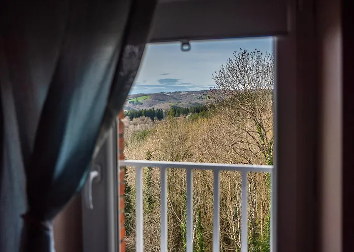 Les Pierres De Fonfage Boissezon